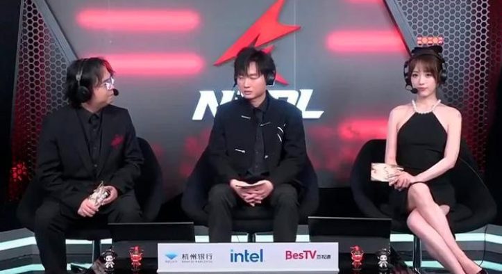 Dihujat karena Rok Pendek, Respons Host Esports Ini Justru Jadi Sorotan Global